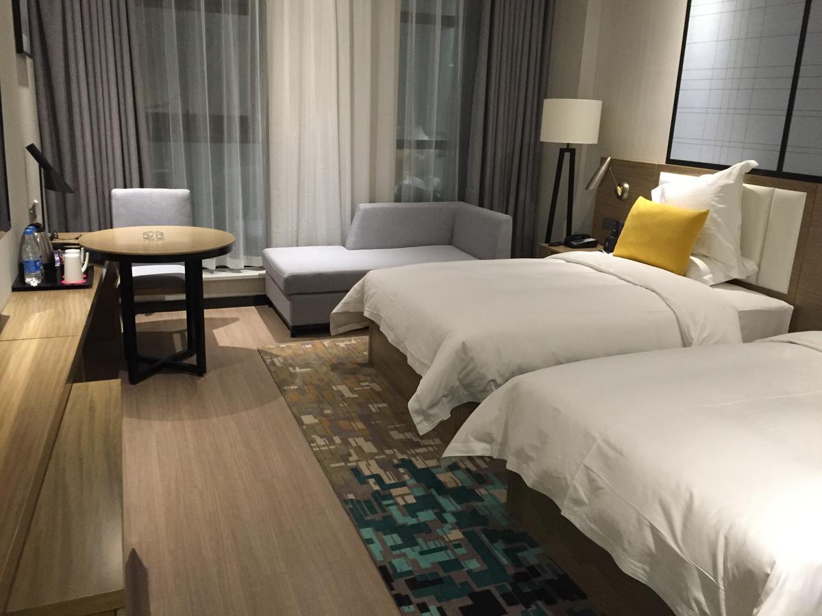 Echarm Hotel Zhengzhou High Tech Zone Екстериор снимка
