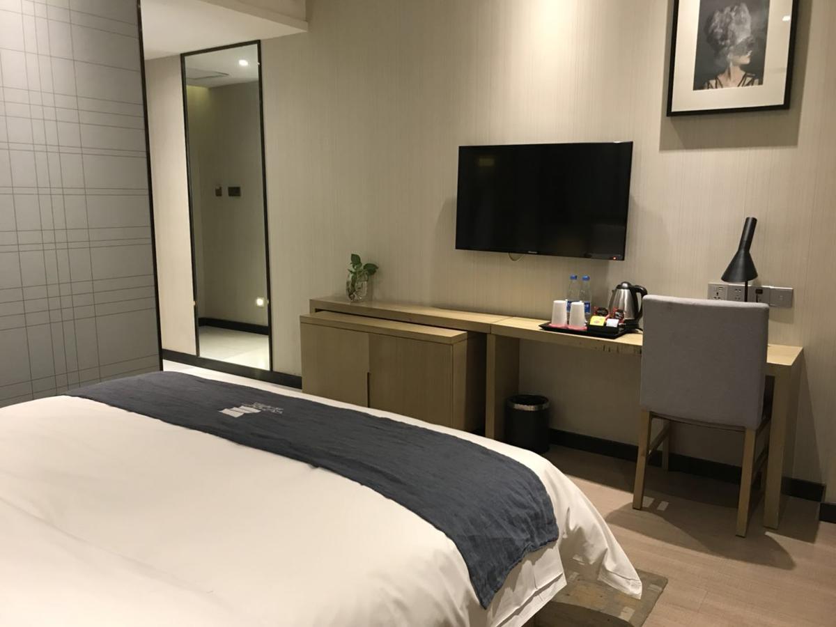 Echarm Hotel Zhengzhou High Tech Zone Екстериор снимка
