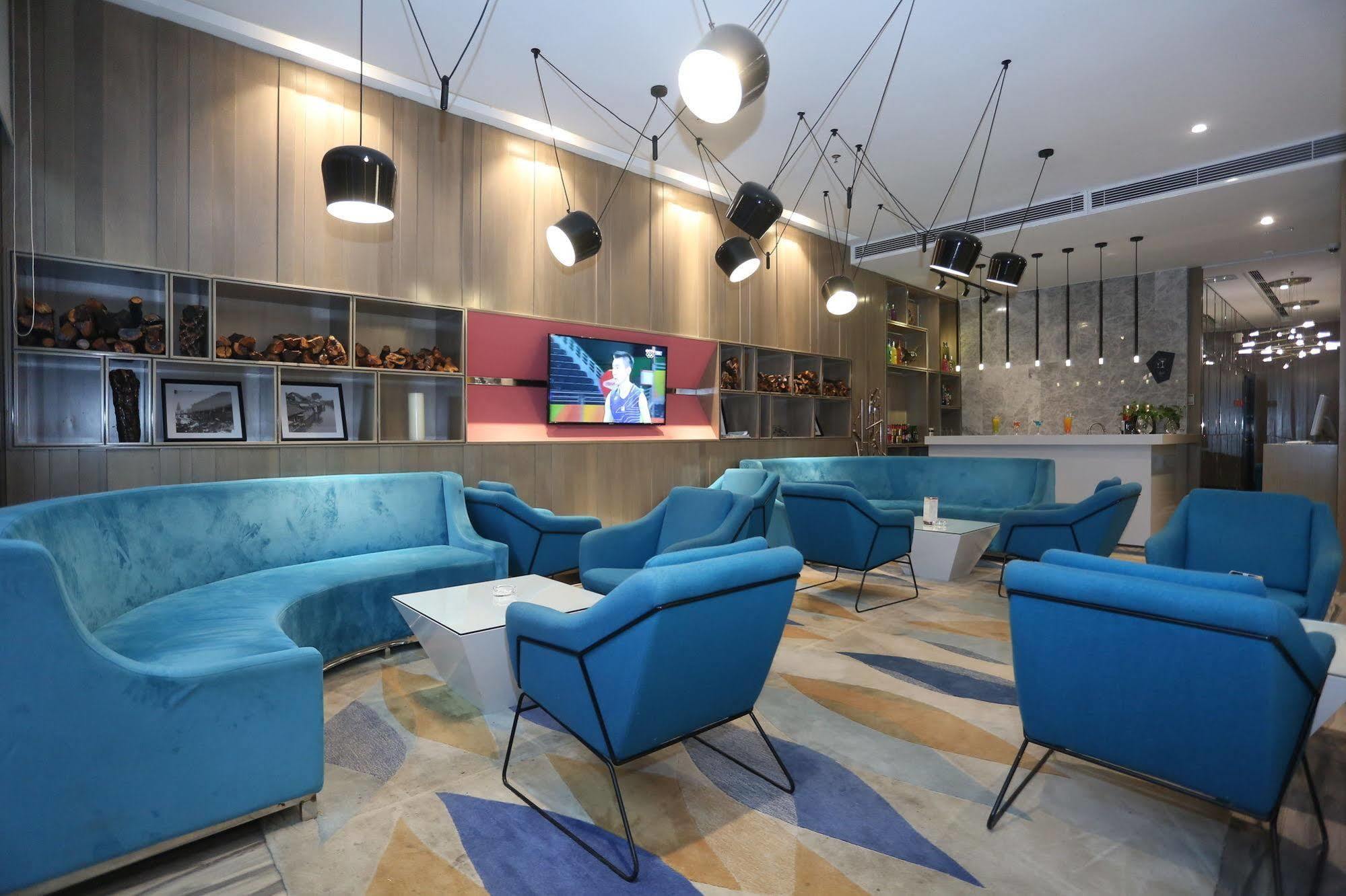Echarm Hotel Zhengzhou High Tech Zone Екстериор снимка