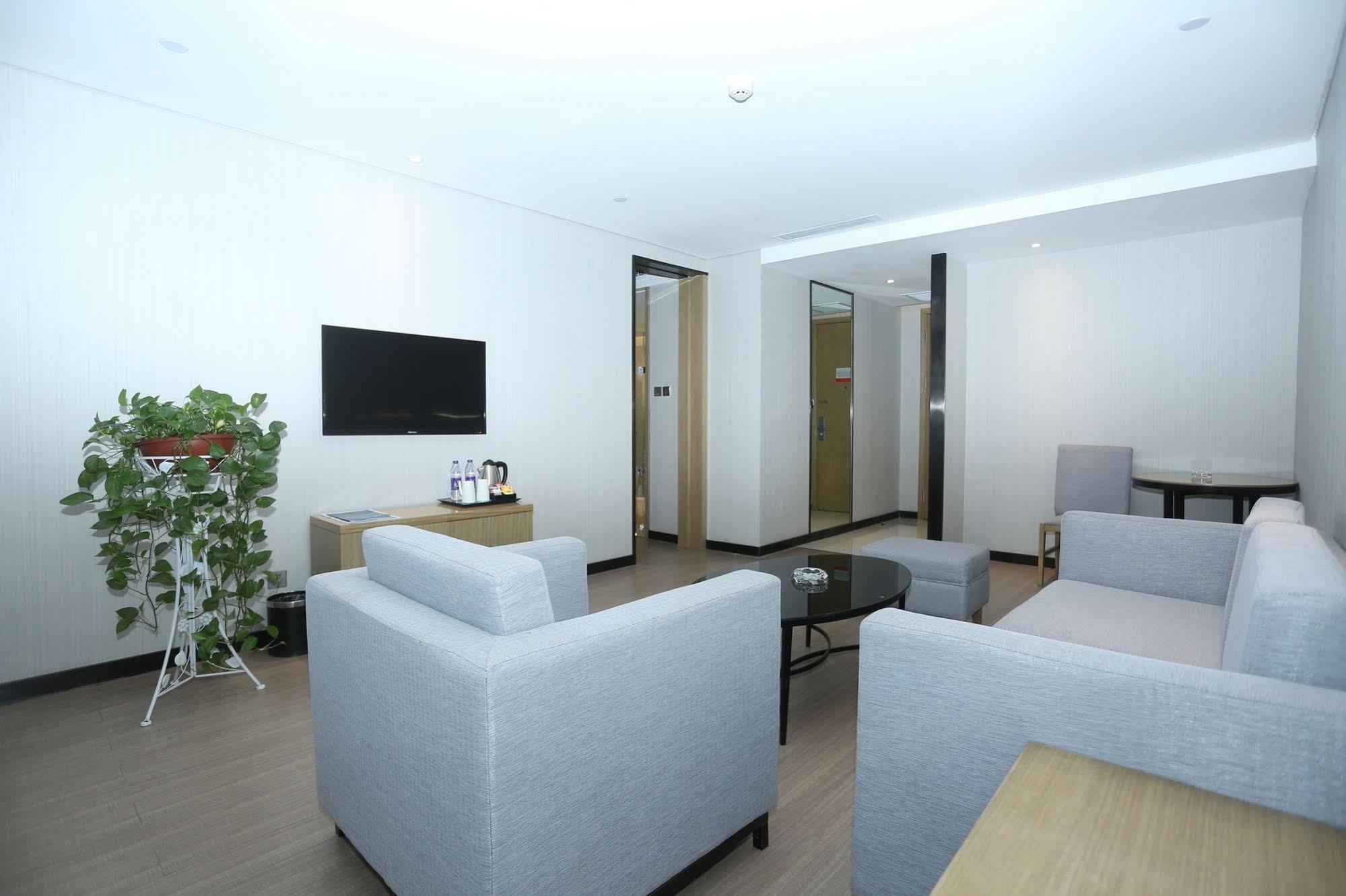 Echarm Hotel Zhengzhou High Tech Zone Екстериор снимка