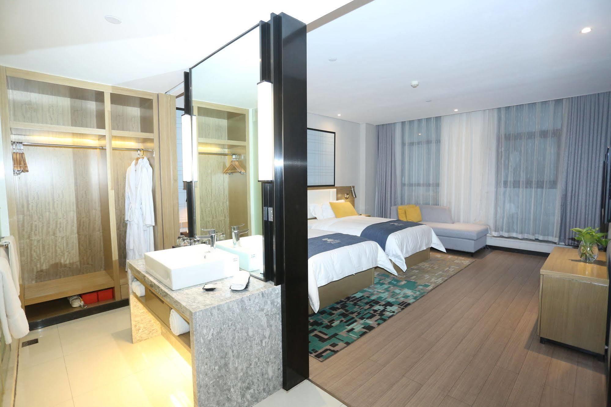 Echarm Hotel Zhengzhou High Tech Zone Екстериор снимка